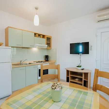 Dome Apartment *