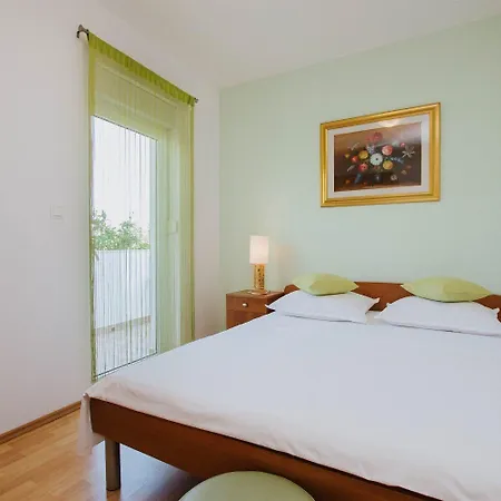 Dome Apartment *